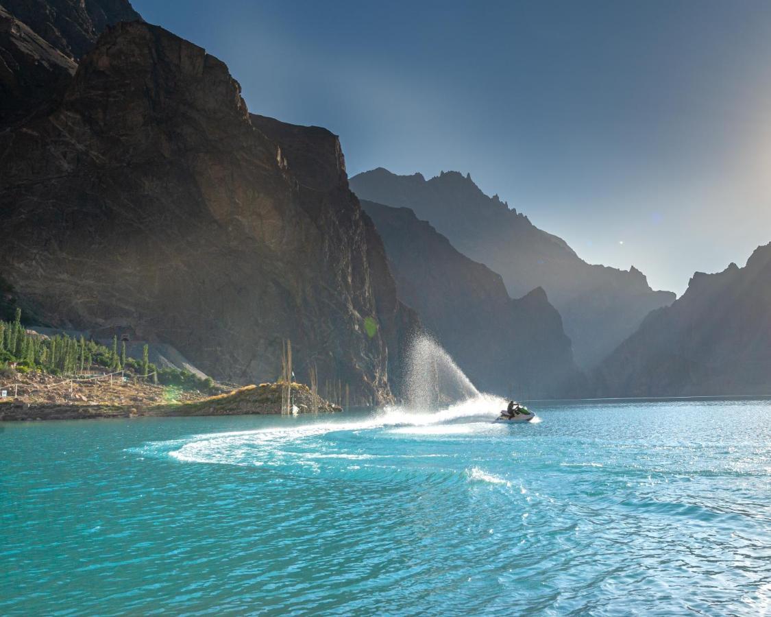 Luxus Hunza Attabad Lake Resort Karimabad  Exterior photo