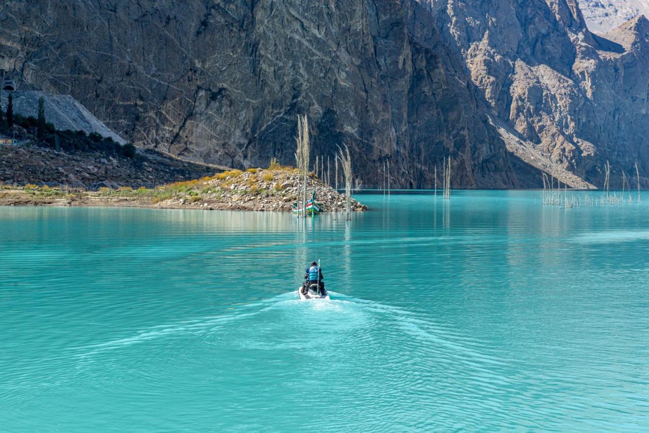 Luxus Hunza Attabad Lake Resort Karimabad  Exterior photo