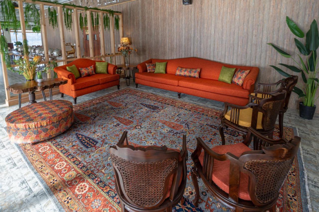 Luxus Hunza Attabad Lake Resort Karimabad  Exterior photo