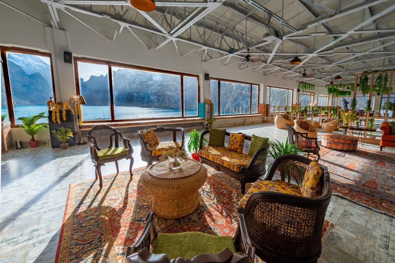 Luxus Hunza Attabad Lake Resort Karimabad  Exterior photo