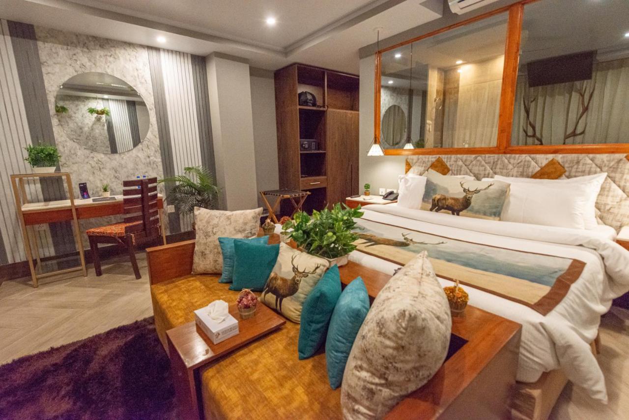 Luxus Hunza Attabad Lake Resort Karimabad  Exterior photo