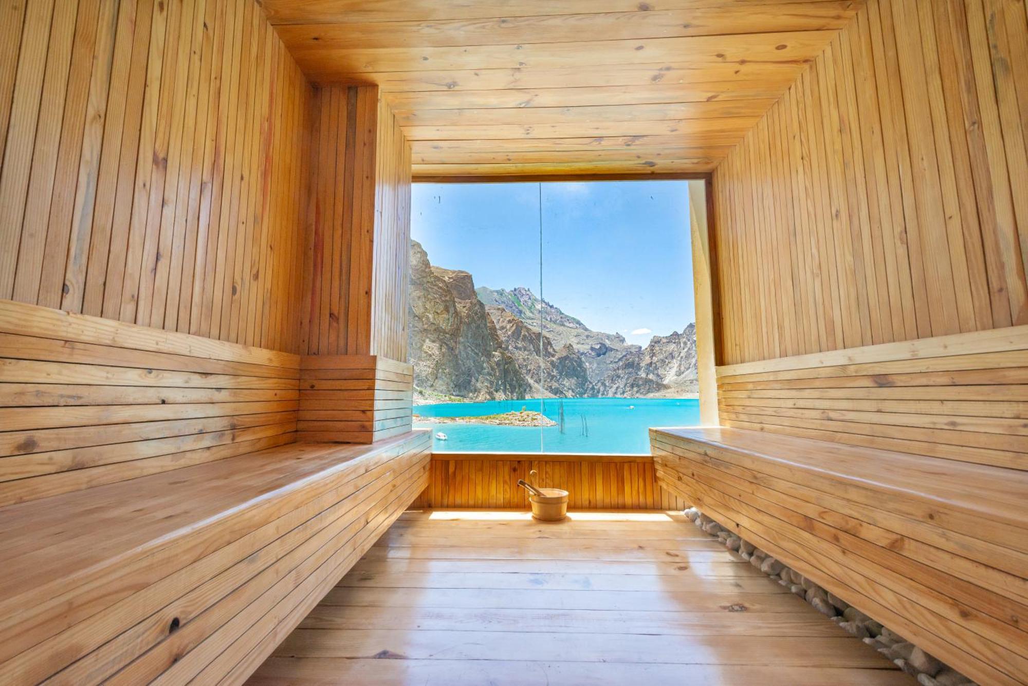 Luxus Hunza Attabad Lake Resort Karimabad  Exterior photo